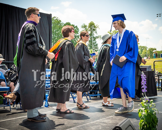 2021  LHS Grad Angle #4 Board & Principals - TJP (105 of 550)