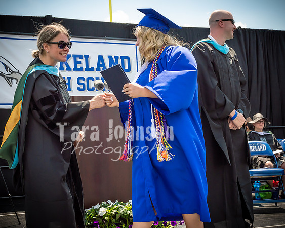 2021  LHS Grad Angle #4 Board & Principals - TJP (128 of 550)