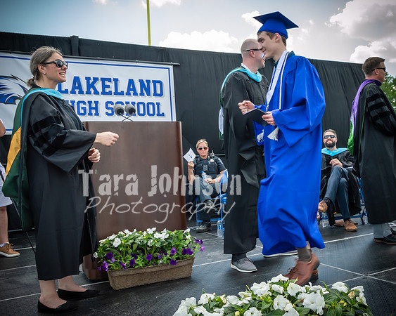 2021  LHS Grad Angle #4 Board & Principals - TJP (184 of 550)