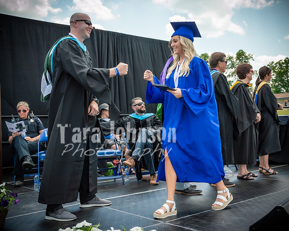 2021  LHS Grad Angle #4 Board & Principals - TJP (200 of 550)