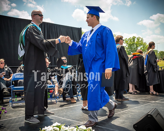 2021  LHS Grad Angle #4 Board & Principals - TJP (214 of 550)