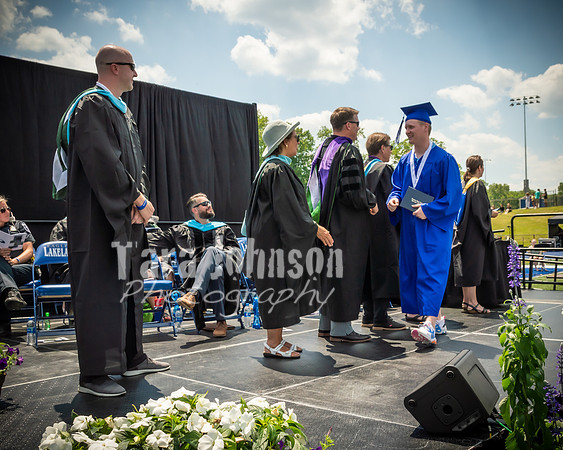 2021  LHS Grad Angle #4 Board & Principals - TJP (220 of 550)
