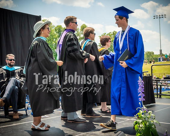 2021  LHS Grad Angle #4 Board & Principals - TJP (230 of 550)