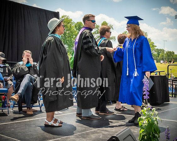 2021  LHS Grad Angle #4 Board & Principals - TJP (245 of 550)