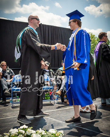 2021  LHS Grad Angle #4 Board & Principals - TJP (244 of 550)