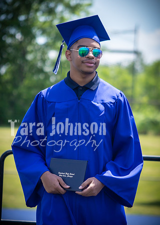 2021  LHS Grad Angle 5 Stage Exit - TJP (346 of 567)