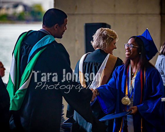 22 IA Grad - Angle #4 Sup-Board-AP - West - TJP (114 of 207)
