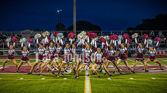 23 MHS Girls Pom vs. SLE 9-15 - TJP (10 of 26)