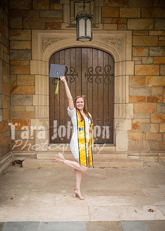 24 U of M Grad Photos - Audrey-127