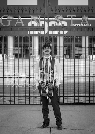 Kera & Friends Grad Photos W25 B&W (171 of 259)