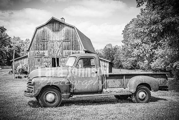 2023 Tyler & Karli Wedding - Complete - BW - TJP (116 of 843)