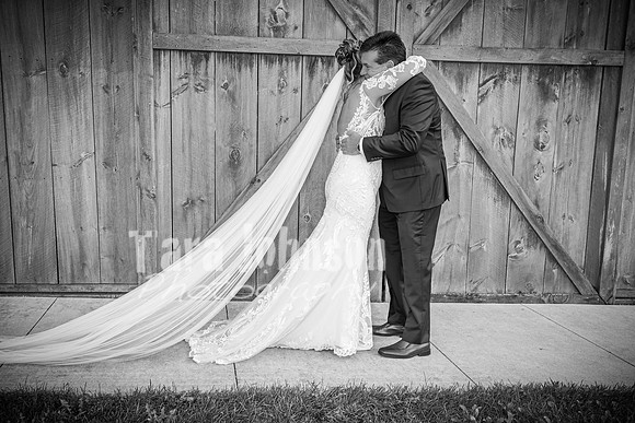 2023 Tyler & Karli Wedding - Complete - BW - TJP (163 of 843)