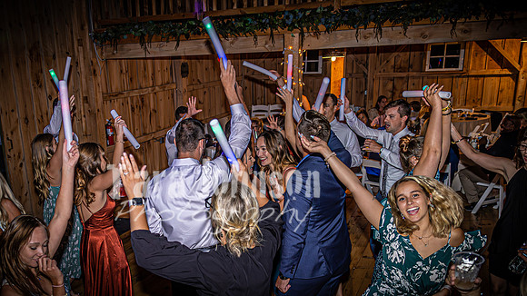 2023 Tyler & Karli Wedding - The Dance - TJP (30 of 84)