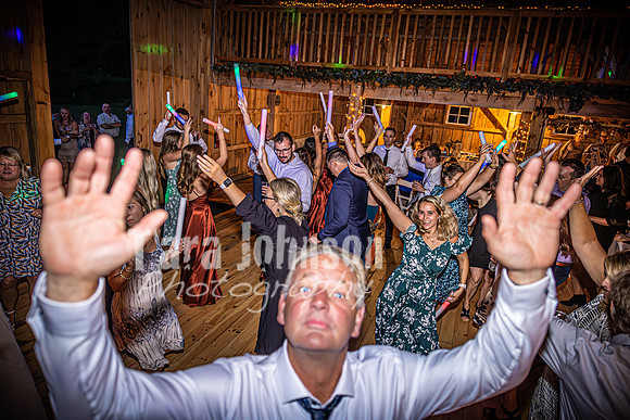 2023 Tyler & Karli Wedding - The Dance - TJP (32 of 84)