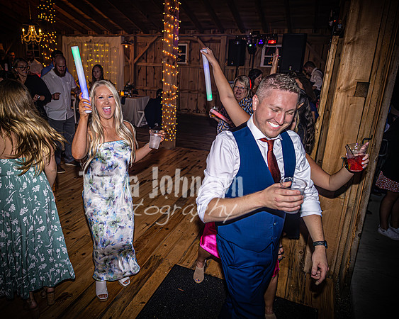 2023 Tyler & Karli Wedding - The Dance - TJP (42 of 84)