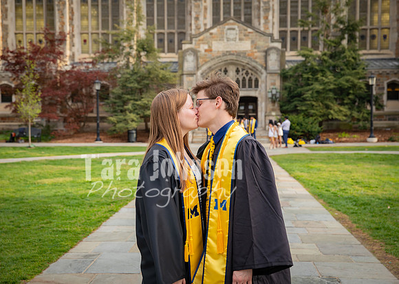 24 U of M Grad Photos - Audrey-175
