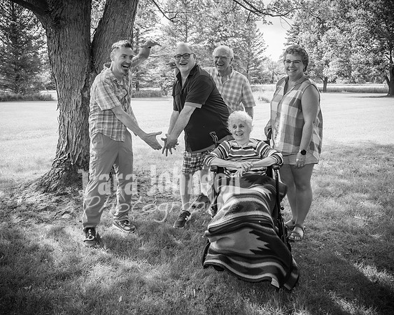 Wilson Family - BW - TJP (66 of 145)