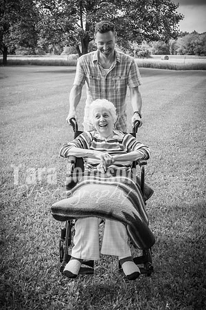 Wilson Family - BW - TJP (67 of 145)