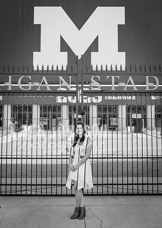 Kera & Friends Grad Photos W25 B&W (165 of 259)
