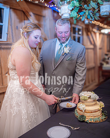 Michael & Ashlee McGrath - The Cutting of the Cake - TJP (7 of 18)
