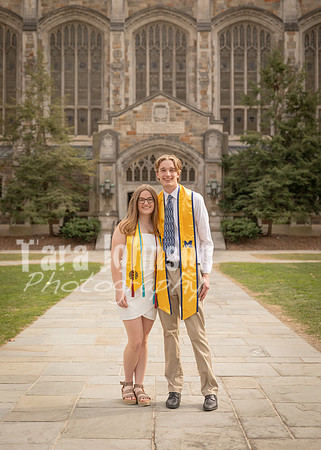 Emma & Friends Grad Photos W25 (52 of 96)