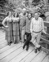 Torres Family @ Paint Creek Trail - BW - TJP (10 of 36)