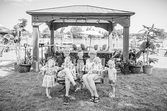 JLC Family Reunion @ Cedar Island - BW - TJP (3 of 38)