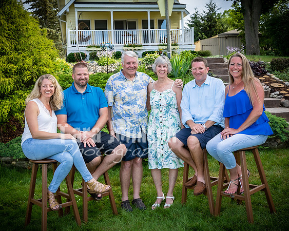 Repicky Family - 10x13 - TJP (3 of 4)