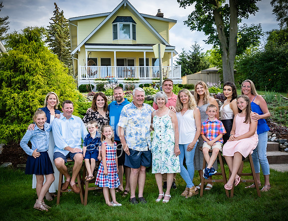 Repicky Family - 10x13 - TJP (2 of 4)