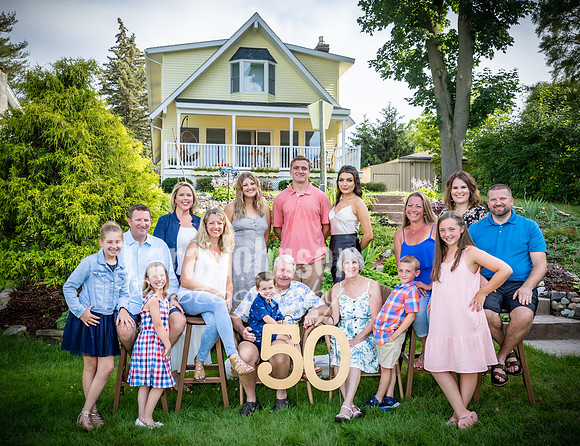 Repicky Family - 10x13 - TJP (1 of 4)