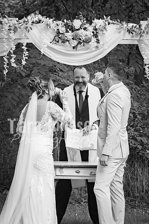T. & K. Belill Wedding 23 - FC - B&W - DPH-170