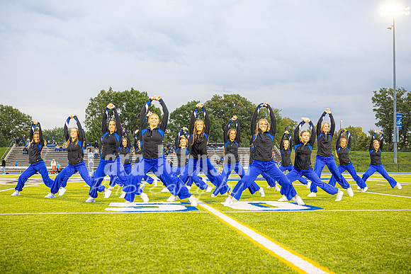 2023 LHS Pom - HC Game - TJP (9 of 38)