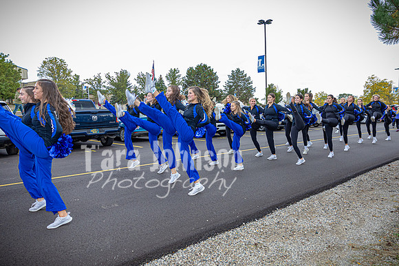 2023 LHS Pom - HC Parade - TJP (9 of 10)