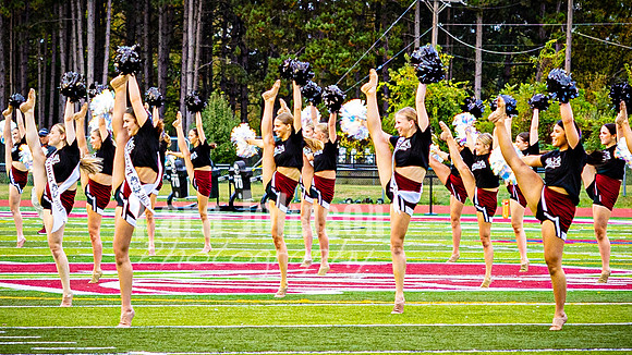 2023 MHS Pom - HC Game - TJP (2 of 18)