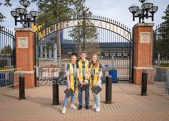24 U of M Grad Photos - Audrey-63
