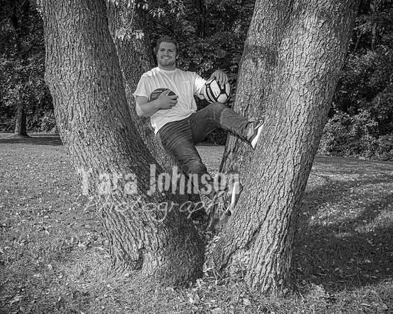 Wyatt Lesnew - BW - TJP (15 of 105)