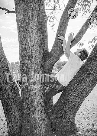 Wyatt Lesnew - BW - TJP (18 of 105)