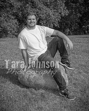 Wyatt Lesnew - BW - TJP (20 of 105)