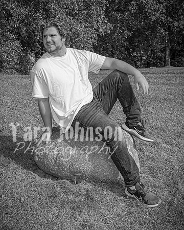 Wyatt Lesnew - BW - TJP (21 of 105)