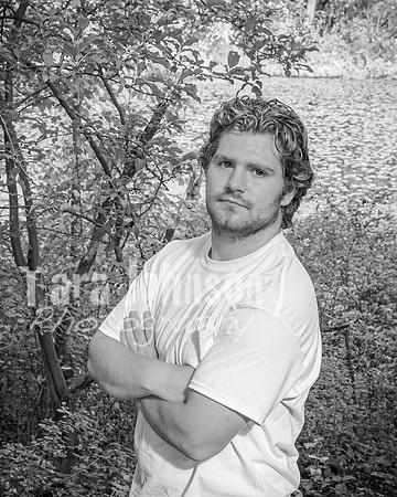 Wyatt Lesnew - BW - TJP (26 of 105)