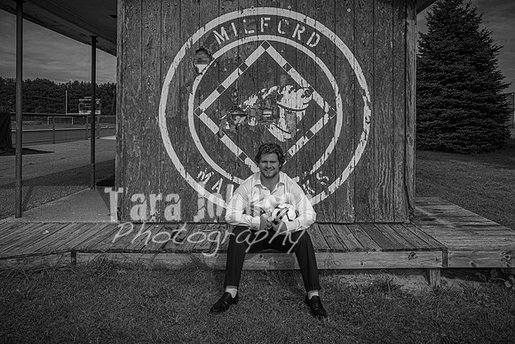 Wyatt Lesnew - BW - TJP (37 of 105)