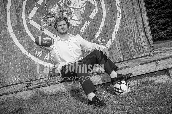 Wyatt Lesnew - BW - TJP (42 of 105)