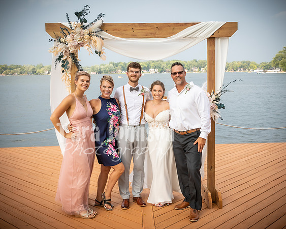 Alex and Rachel - Family (Post-Wedding) - TJP (18 of 21)