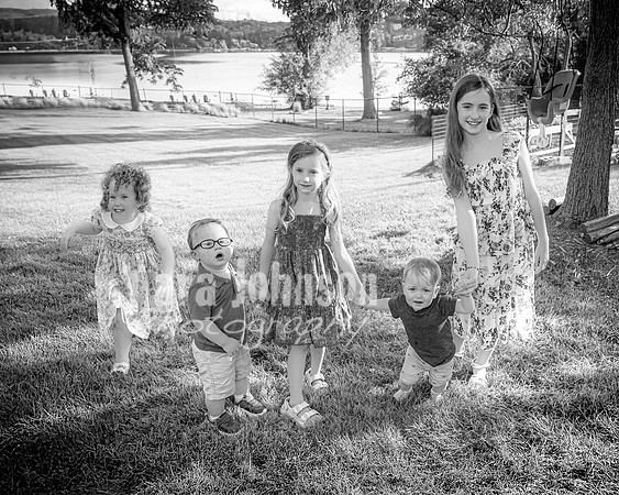 Ellis Family @ Hammond Lake - BW - TJP (40 of 52)