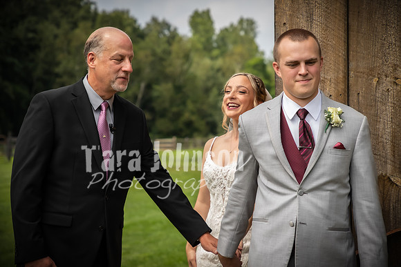 Evan & Shelby - First Look & Touch - TJP (DH) (6 of 21)