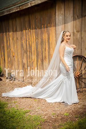 Evan & Shelby - First Look & Touch - TJP (DH) (10 of 21)