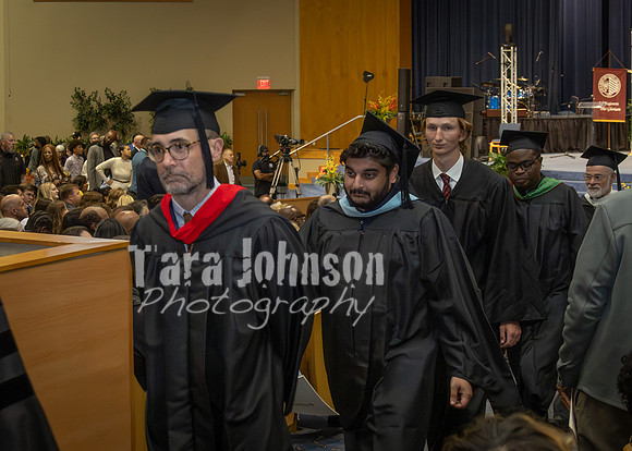 UDJ Graduation 2025 - Exit (66 of 79)