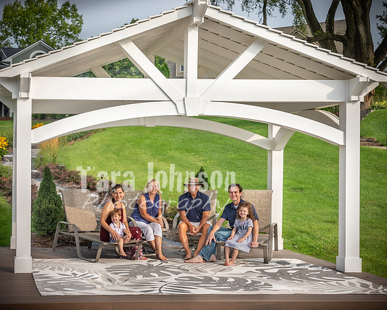 Sculthorpe & Patrello Families - TJP (23 of 68)
