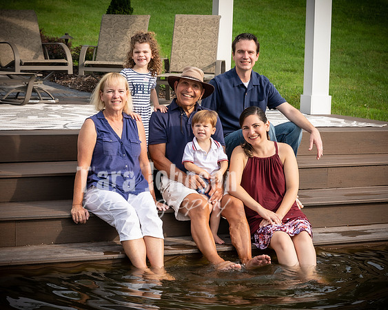 Sculthorpe & Patrello Families - TJP (25 of 68)