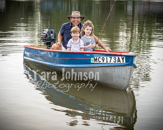 Sculthorpe & Patrello Families - TJP (28 of 68)